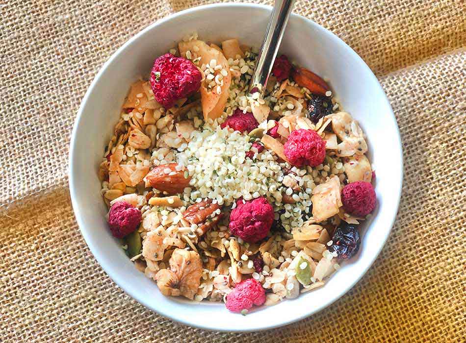 Yummy Granola with Hemp